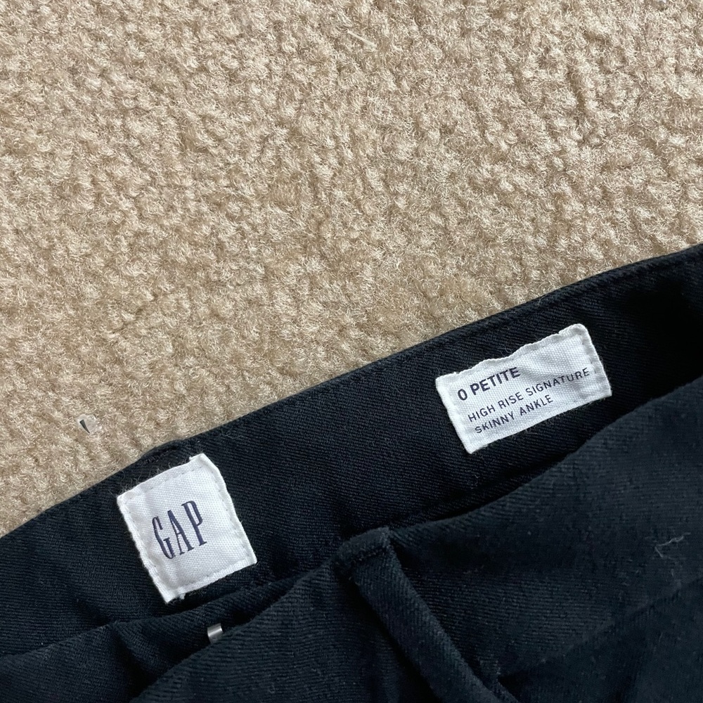 Gap high rise signature skinny ankle black pants - Picture 3 of 7